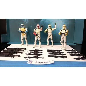 Entertainment Earth Color Clone Trooper Bundle with Weapon Arsenal Lot